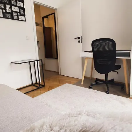 Slowackiego 18 Apartment *